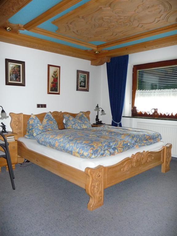 Ferienwohnungen Maria Ginther Pinswang Room photo